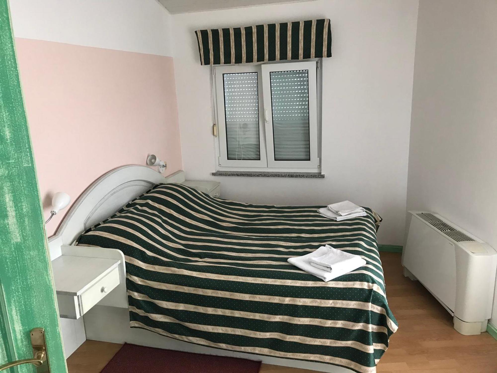 Pansion Dragica Apartman Rab Town Kültér fotó